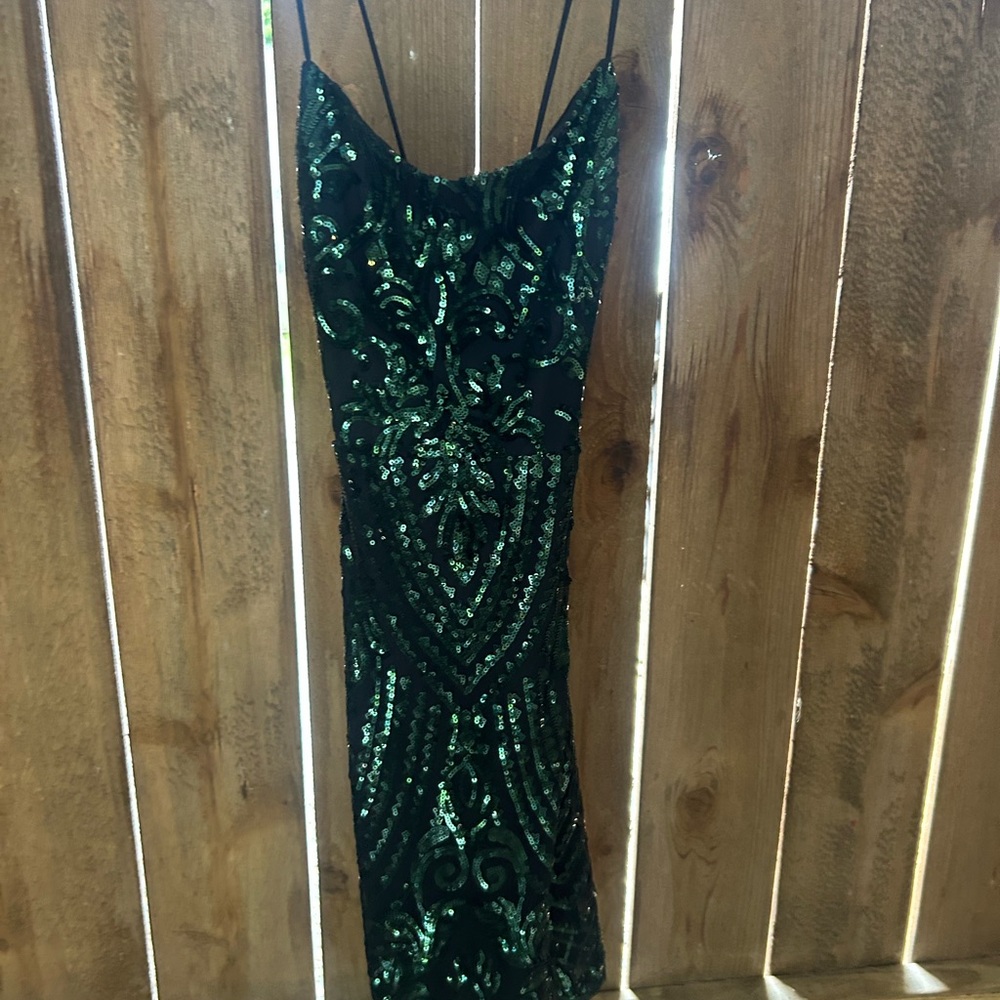 Windsor Green Sequin Sheath Dress for Cocktail